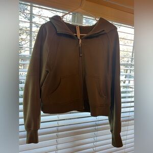 Lululemon light/forest green cropped full zip scuba. Size XS/S.